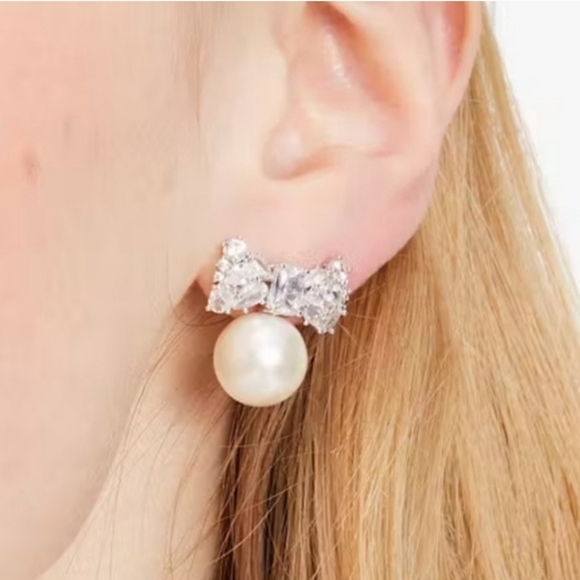 🤍🔹️KATE SPADE🔹️ Happily Ever After Statement Stud Earrings - Picture 2 of 5